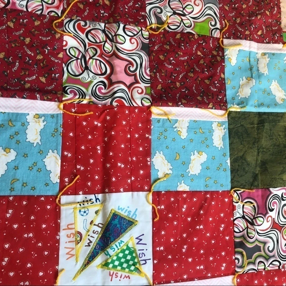 VTG Handmade Baby Crib Quilt Colorblock Patchwork M Pebbles Bam Bam Print 52X46”